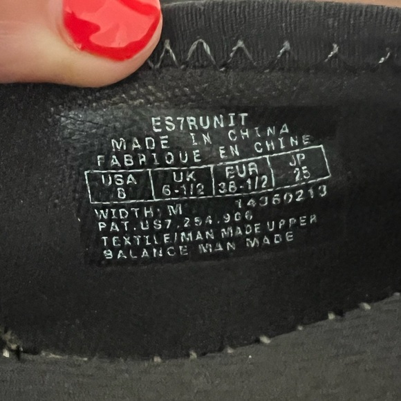 360 Easy Spirit Black and Gray Women's Slip-On Flats size 8 - Picture 5 of 6